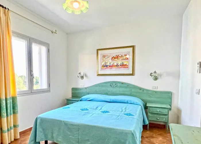 Aparthotel In With Air Conditioning And Private Outdoor Area 3*